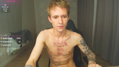 Snapshot of max_gen chatting on 12/28/24, 05:57 Max Gen with tats 24years And Ethan without tats 20 years online show from 12/28/24, 05:57