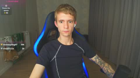 Snapshot of max_gen chatting on 01/13/25, 08:58 Max Gen with tats 24years And Ethan without tats 20 years online show from 01/13/25, 08:58