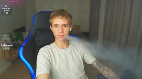 Snapshot of max_gen chatting on 01/15/25, 12:51 Max Gen with tats 24years And Ethan without tats 20 years online show from 01/15/25, 12:51