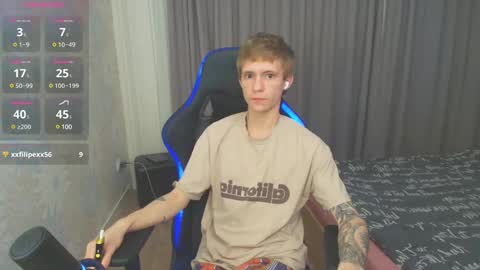 Snapshot of max_gen chatting on 02/01/25, 11:06 Max Gen with tats 24years And Ethan without tats 20 years online show from 02/01/25, 11:06