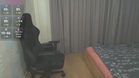 Snapshot of max_gen chatting on 02/02/25, 11:00 Max Gen with tats 24years And Ethan without tats 20 years online show from 02/02/25, 11:00