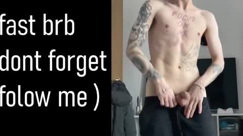 Snapshot of max_gen chatting on 02/28/25, 04:20 Max Gen with tats 24years And Ethan without tats 20 years online show from 02/28/25, 04:20