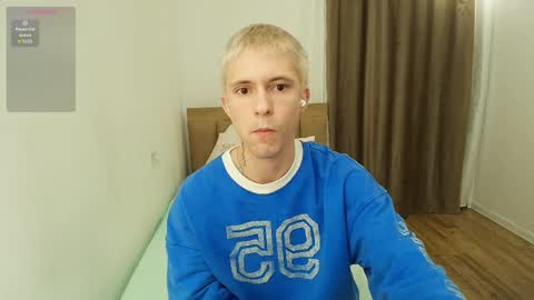 Snapshot of max_gen chatting on 04/03/26, 07:01 Max Gen with tats 24years And Ethan without tats 20 years online show from 04/03/26, 07:01