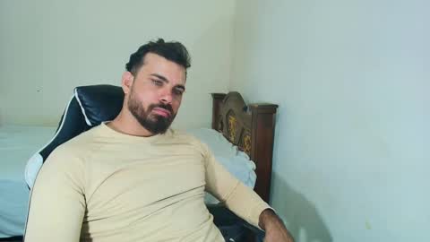 max_love25 online show from 10/10/25, 09:58