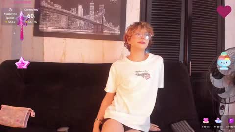 Snapshot of max_lover1 chatting on 02/03/25, 01:51 Max lover1 online show from 02/03/25, 01:51