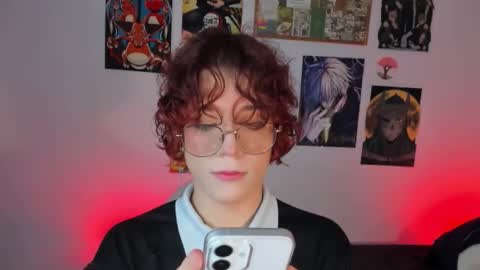 Snapshot of max_lover1 chatting on 09/29/25, 12:27 Max lover1 online show from 09/29/25, 12:27