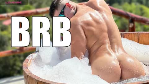 Snapshot of max_mayer chatting on 11/10/25, 12:20 Maximo Mayer online show from 11/10/25, 12:20