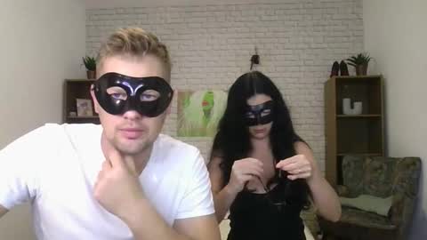 Max  Aliya online show from 10/26/25, 07:58