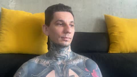    online show from 12/18/25, 05:57