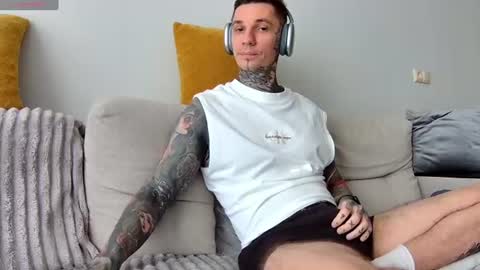    online show from 07/24/26, 06:33