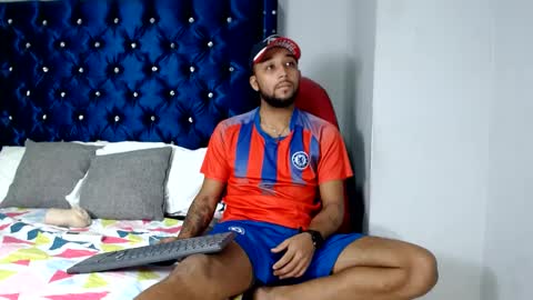 max_sexyhot26 online show from 12/05/24, 08:55