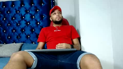 max_sexyhot26 online show from 12/15/24, 03:45