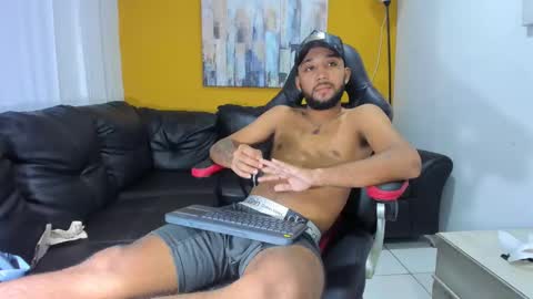 max_sexyhot26 online show from 01/05/25, 06:02