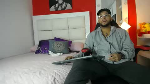 max_sexyhot26 online show from 01/19/25, 02:04