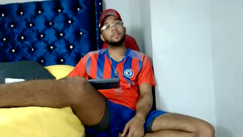 max_sexyhot26 online show from 02/26/25, 02:59