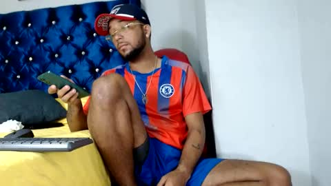 max_sexyhot26 online show from 02/26/25, 06:04