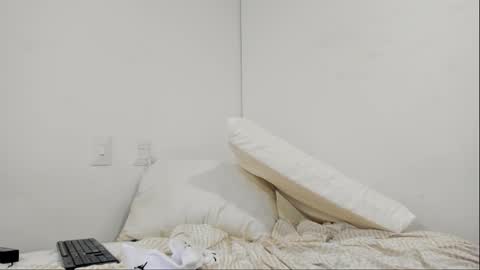 max_steelc online show from 10/31/25, 01:23