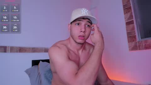 max_valiant1 online show from 10/21/25, 09:54