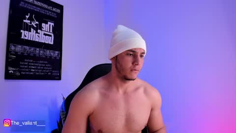 max_valiant1 online show from 03/19/26, 03:54