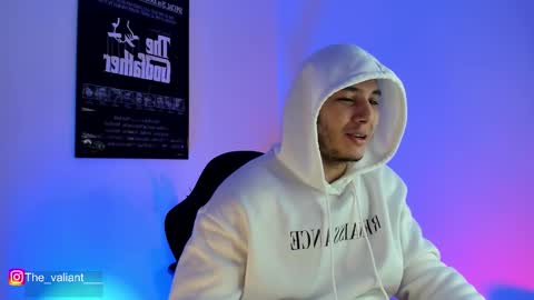 max_valiant1 online show from 03/19/26, 07:29