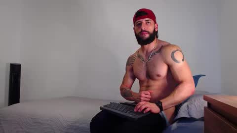 max_xl_ online show from 11/25/25, 12:10