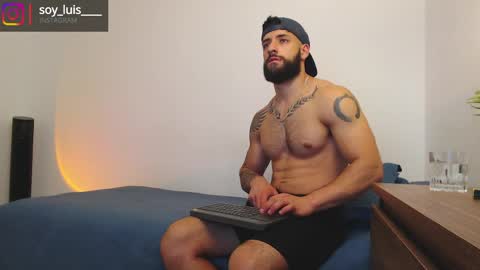 max_xl_ online show from 05/15/26, 02:40