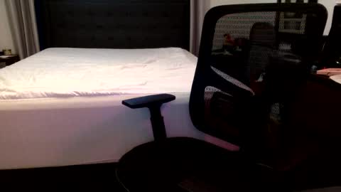 maxblairwood online show from 06/23/26, 12:52