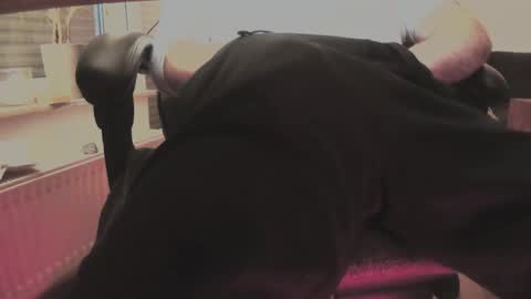 Snapshot of maxcamlove chatting on 02/23/26, 05:05 maxcamlove online show from 02/23/26, 05:05