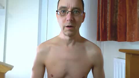 Max Davies online show from 03/13/26, 05:52