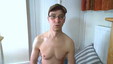 Max Davies online show from 03/14/26, 06:46