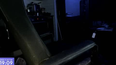 Maxel F online show from 11/25/25, 06:08