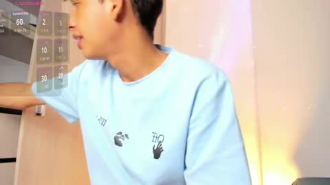 Max  online show from 03/21/26, 01:54