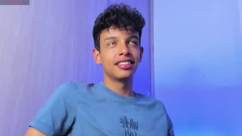 Max  online show from 03/28/26, 01:05