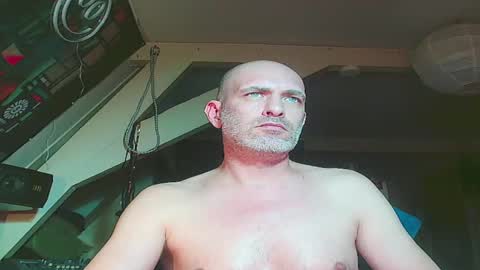 maxhardcore77 online show from 03/09/25, 10:41