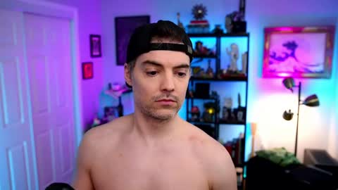 Max Hughes online show from 04/12/26, 02:27