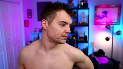 Max Hughes online show from 05/06/26, 03:24