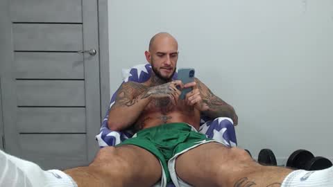 Maximus Fox online show from 10/11/25, 09:19