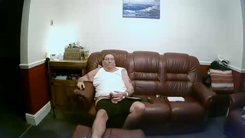 MAX online show from 12/21/24, 11:24