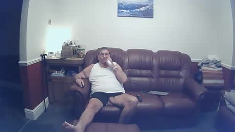 MAX online show from 12/22/24, 08:58