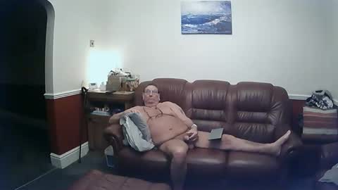 MAX online show from 12/23/24, 08:03