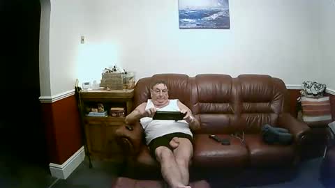 MAX online show from 12/29/24, 11:39