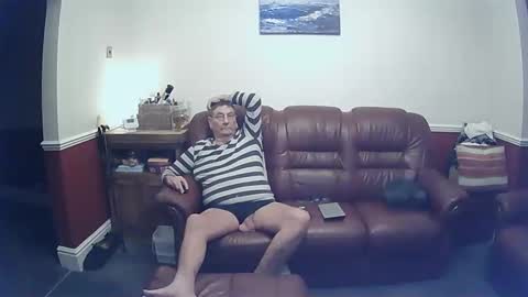 MAX online show from 01/06/25, 08:39