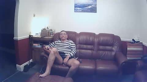 MAX online show from 01/11/25, 08:32