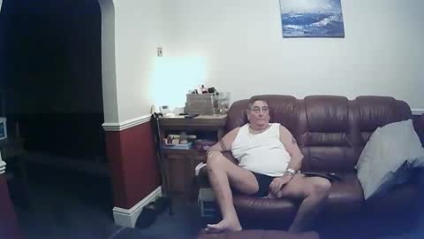 MAX online show from 03/07/25, 10:21