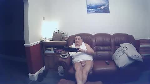 MAX online show from 03/11/25, 11:04