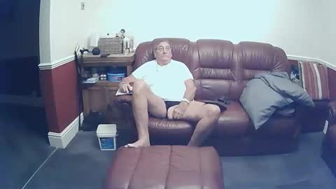 MAX online show from 09/11/25, 09:48