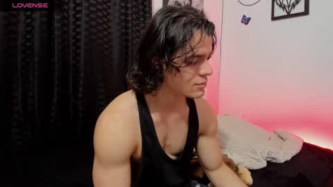 Snapshot of maxi_styles chatting on 12/03/24, 11:13 Alex online show from 12/03/24, 11:13