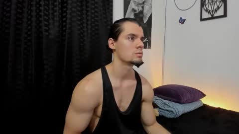 Snapshot of maxi_styles chatting on 12/23/24, 04:33 Alex online show from 12/23/24, 04:33