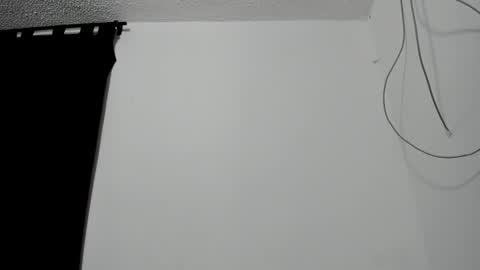 Snapshot of maxi_styles chatting on 10/12/25, 07:02 Alex online show from 10/12/25, 07:02