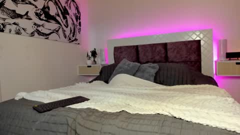 Max online show from 12/09/24, 01:40